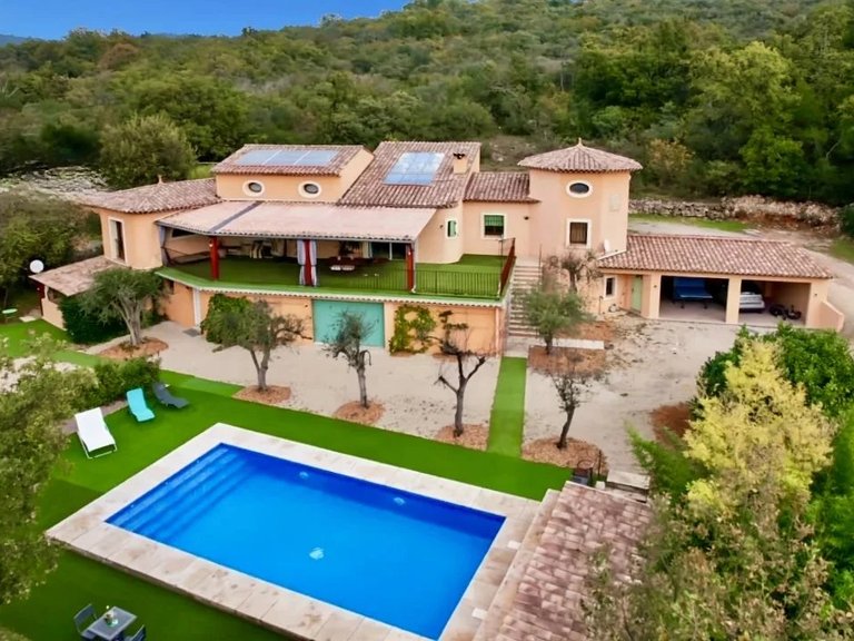 Villa for Sale in St Cezaire Sur Siagne, Mougins, Valbonne, Grasse Area 3
