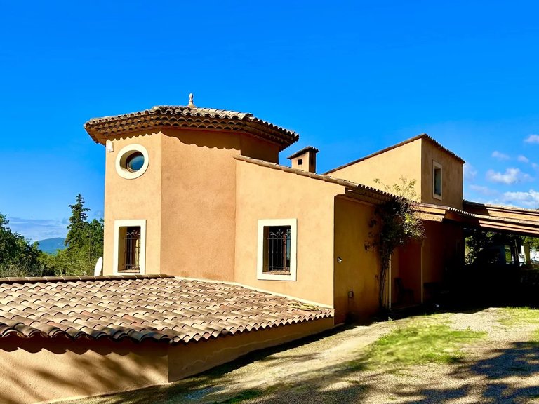 Villa for Sale in St Cezaire Sur Siagne, Mougins, Valbonne, Grasse Area 8