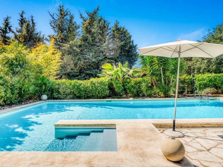Villa for Sale in Antibes, Antibes Area 7