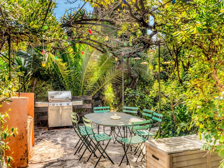 Villa for Sale in Antibes, Antibes Area 11
