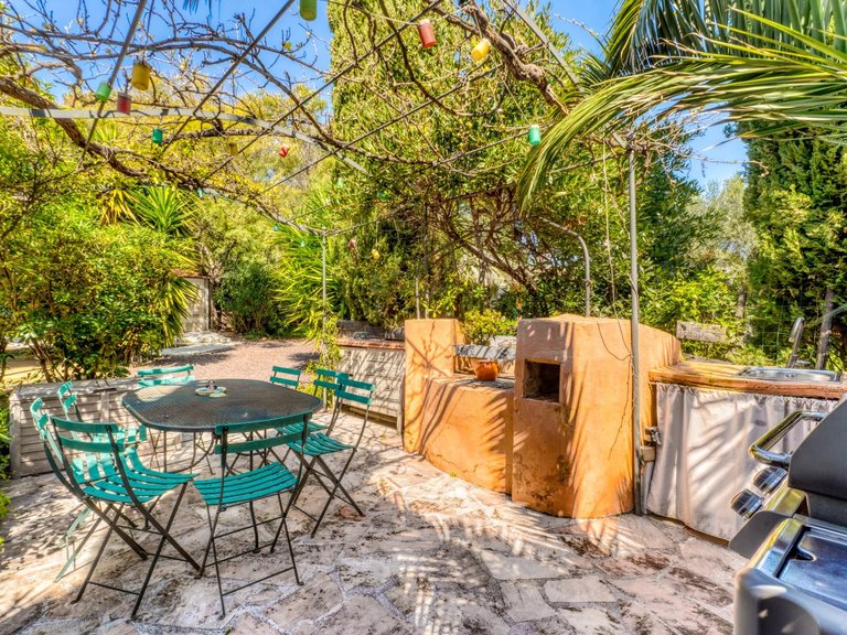 Villa for Sale in Antibes, Antibes Area 12
