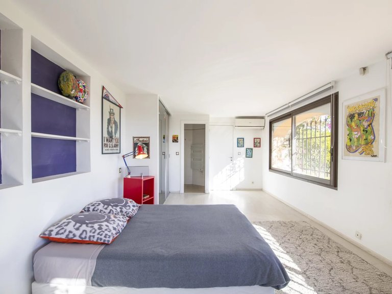 Villa for Sale in La Colle Sur Loup, Vence, St. Paul Area 12