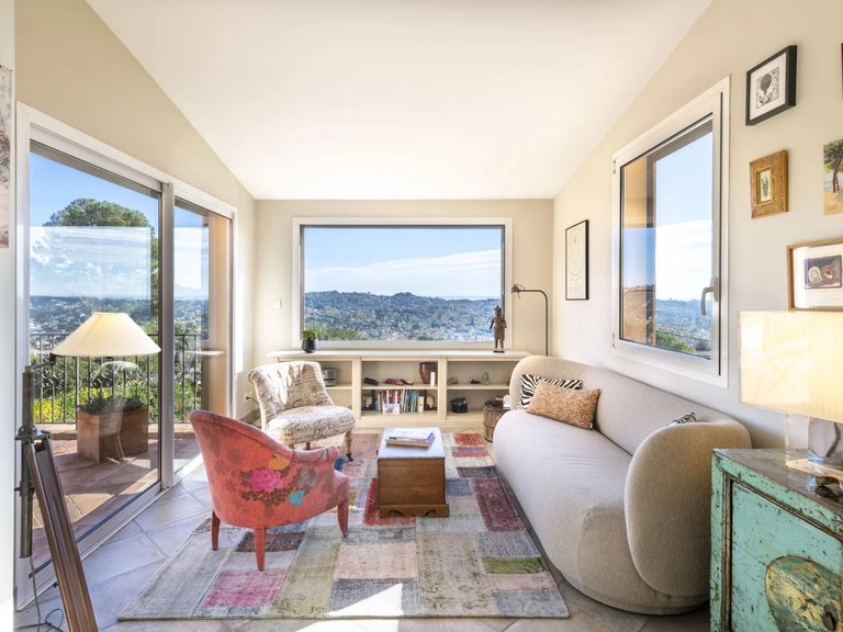 Villa for Sale in La Colle Sur Loup, Vence, St. Paul Area 2
