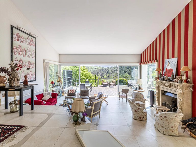 Villa for Sale in Valbonne, Mougins, Valbonne, Grasse Area 3