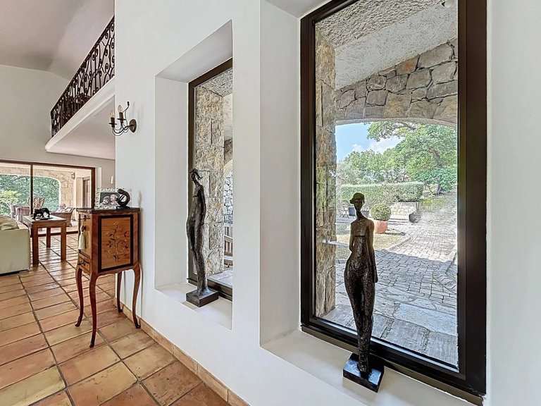 Villa for Sale in Fayence, Var Countryside (fayence, Lorgues, Cotignac) 11