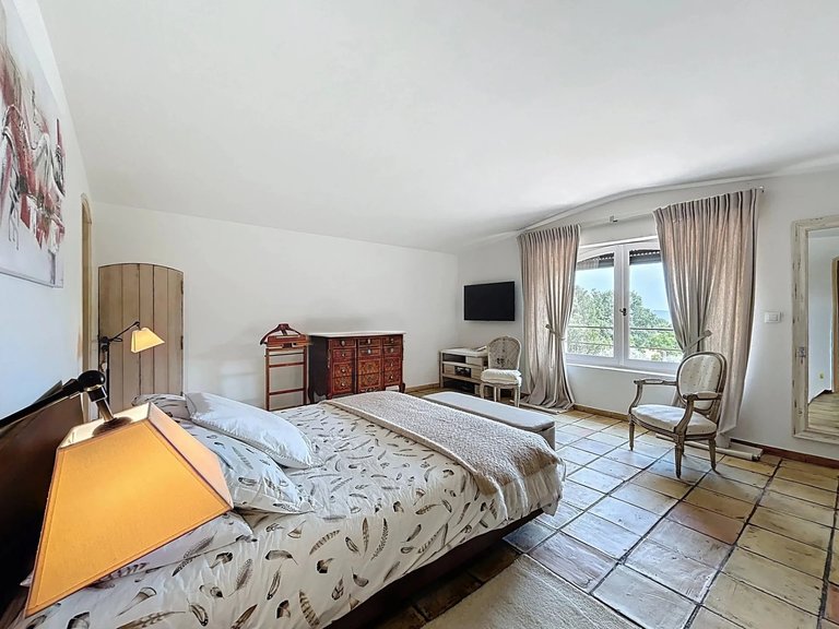 Villa for Sale in Fayence, Var Countryside (fayence, Lorgues, Cotignac) 12