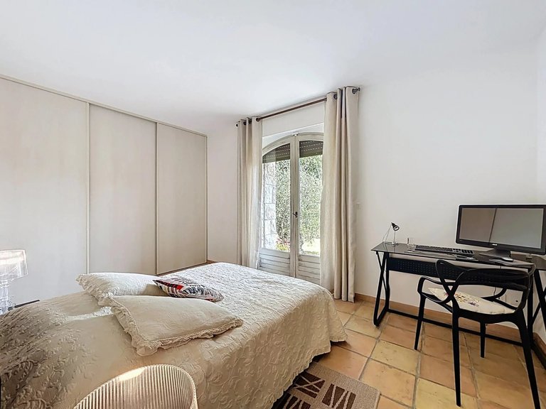 Villa for Sale in Fayence, Var Countryside (fayence, Lorgues, Cotignac) 17