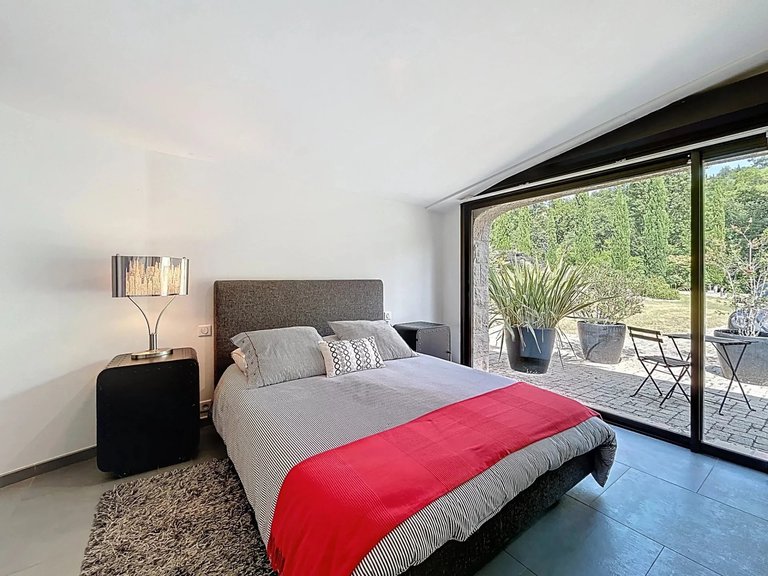 Villa for Sale in Fayence, Var Countryside (fayence, Lorgues, Cotignac) 19