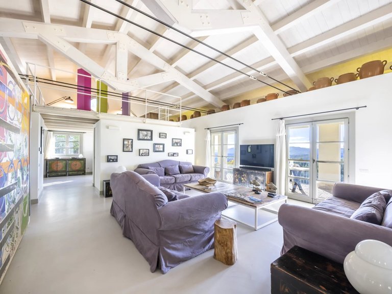 Villa for Sale in Grasse, Mougins, Valbonne, Grasse Area 11