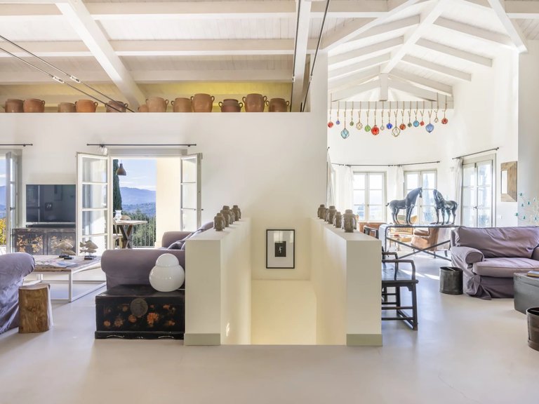 Villa for Sale in Grasse, Mougins, Valbonne, Grasse Area 13