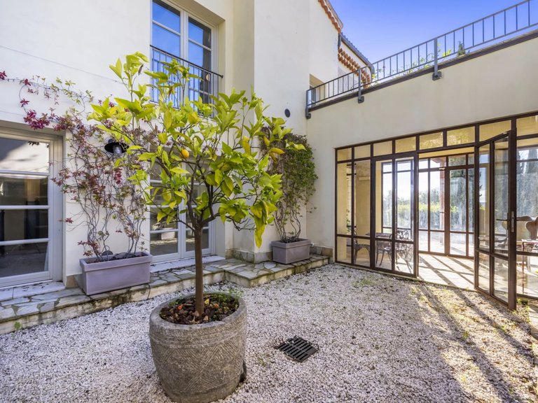 Villa for Sale in Grasse, Mougins, Valbonne, Grasse Area 15