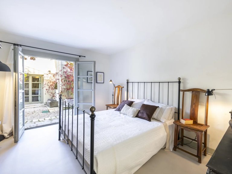 Villa for Sale in Grasse, Mougins, Valbonne, Grasse Area 19