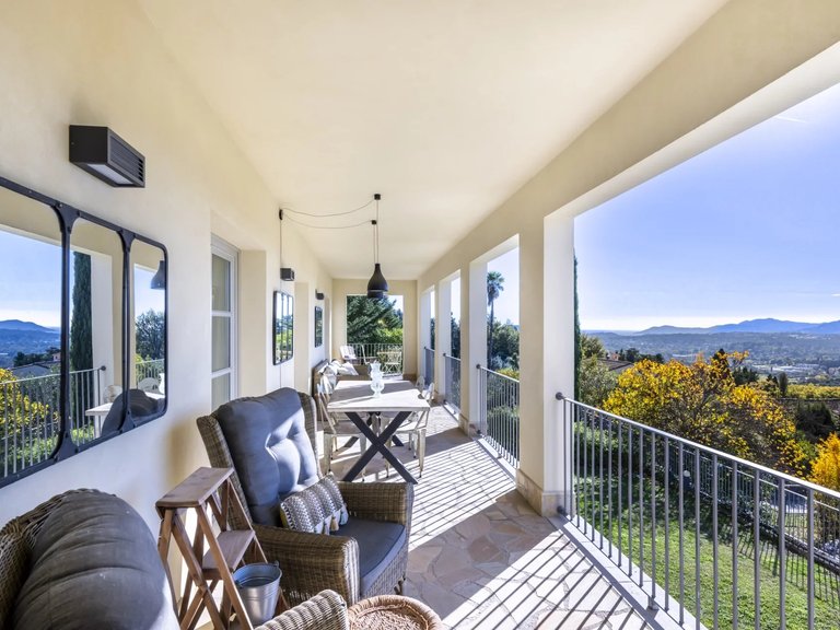 Villa for Sale in Grasse, Mougins, Valbonne, Grasse Area 4