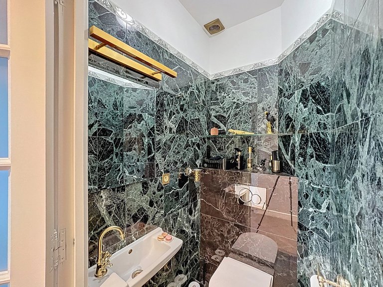 Apartment for Sale in Cannes, Cannes Area 15