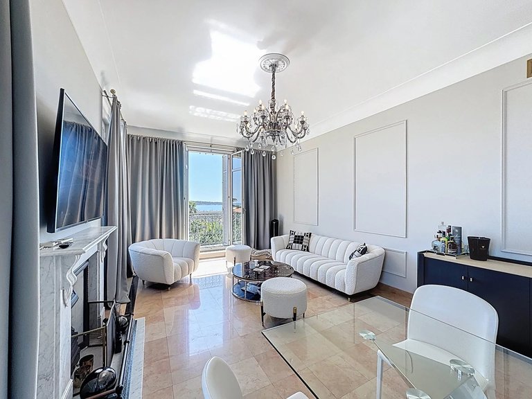 Apartment for Sale in Cannes, Cannes Area 4