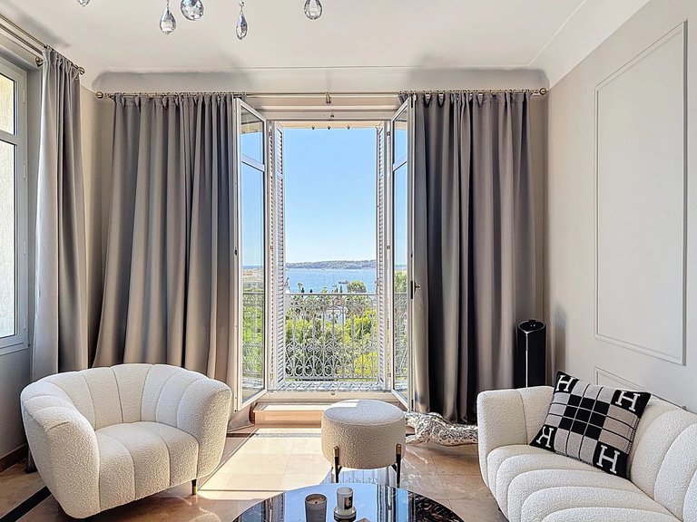 Apartment for Sale in Cannes, Cannes Area 6