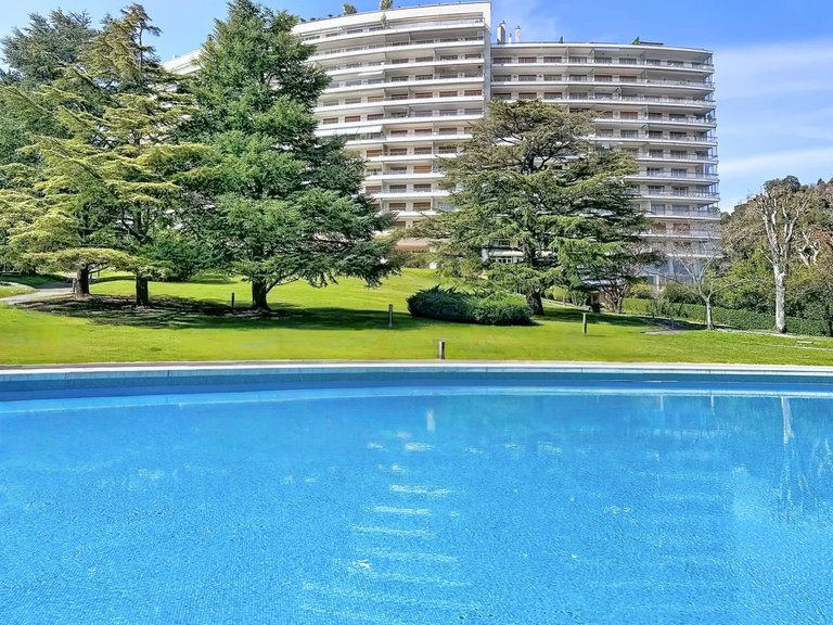 Apartment for Sale in Cannes, Cannes Area 16