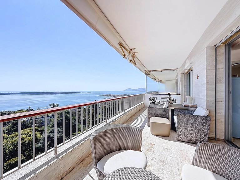 Apartment for Sale in Cannes, Cannes Area 9