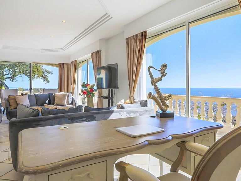 Villa for Sale in Theoule Sur Mer, Cannes Area 14