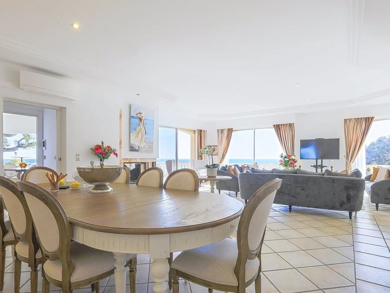 Villa for Sale in Theoule Sur Mer, Cannes Area 15