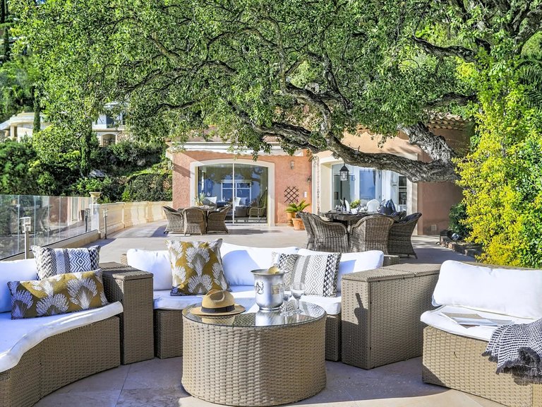 Villa for Sale in Theoule Sur Mer, Cannes Area 6