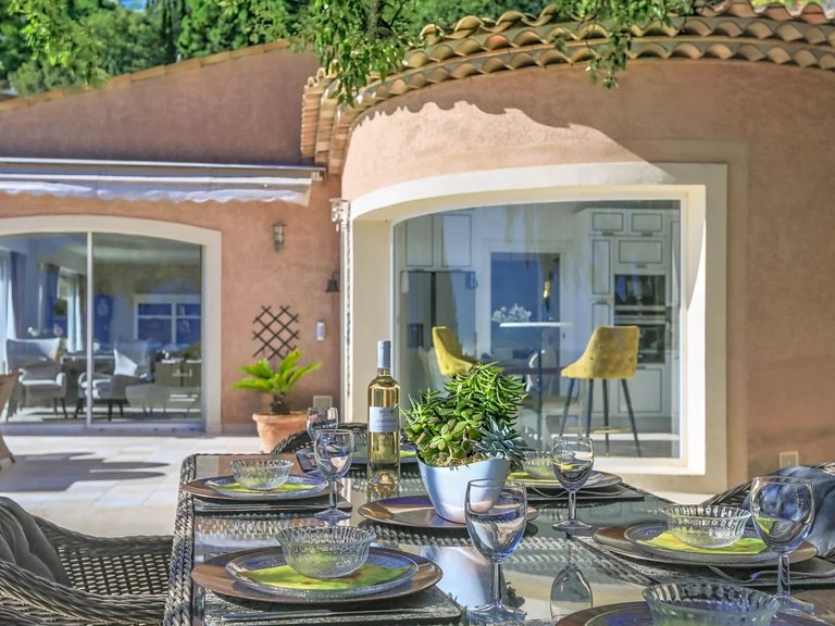 Villa for Sale in Theoule Sur Mer, Cannes Area 8
