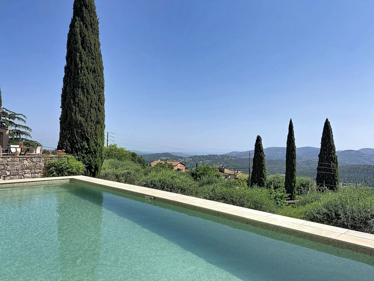 Villa for Sale in Speracedes, Mougins, Valbonne, Grasse Area 3