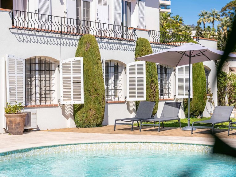 Villa for Sale in Cannes, Cannes Area 14
