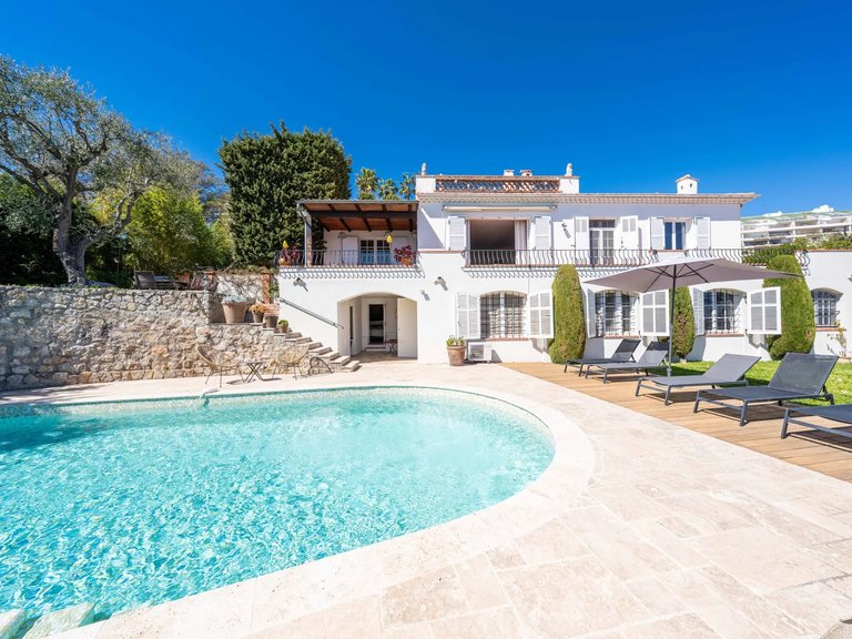 Villa for Sale in Cannes, Cannes Area 5