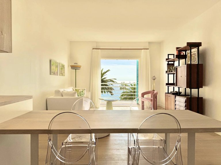 Apartment for Sale in Cannes, Cannes Area 2