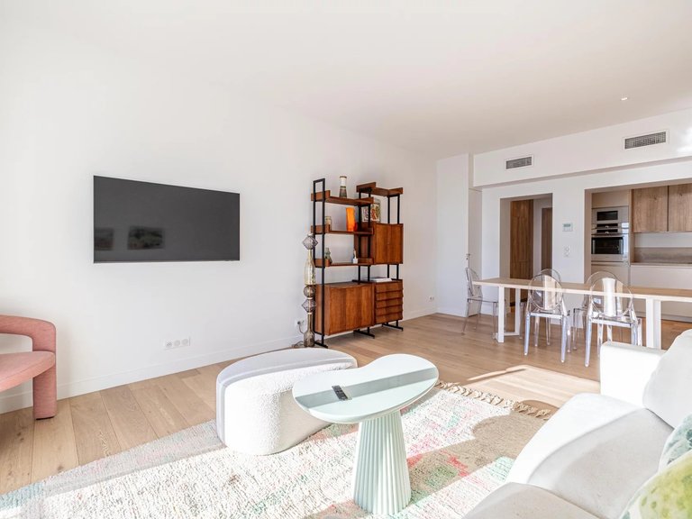 Apartment for Sale in Cannes, Cannes Area 8