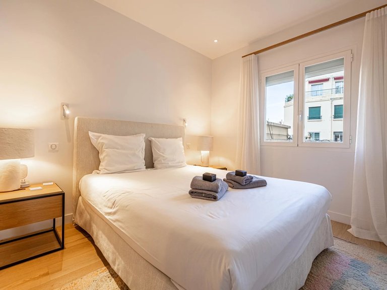 Apartment for Sale in Cannes, Cannes Area 9