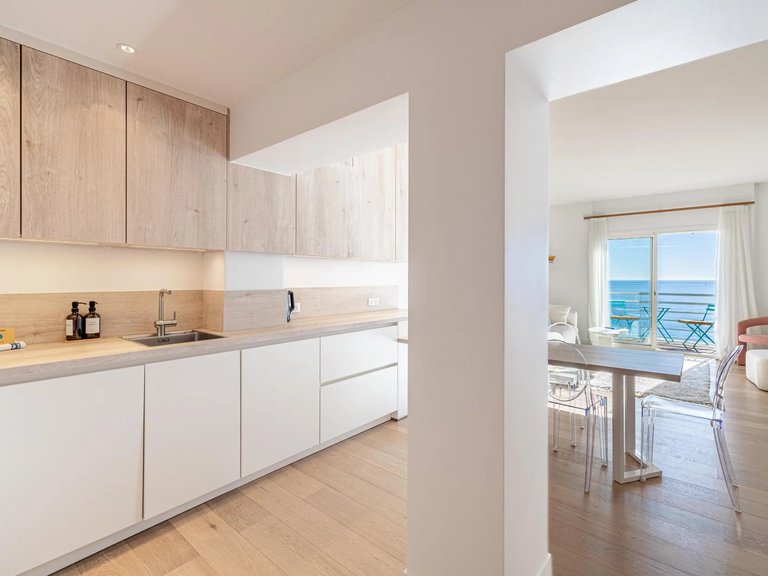 Apartment for Sale in Cannes, Cannes Area 3
