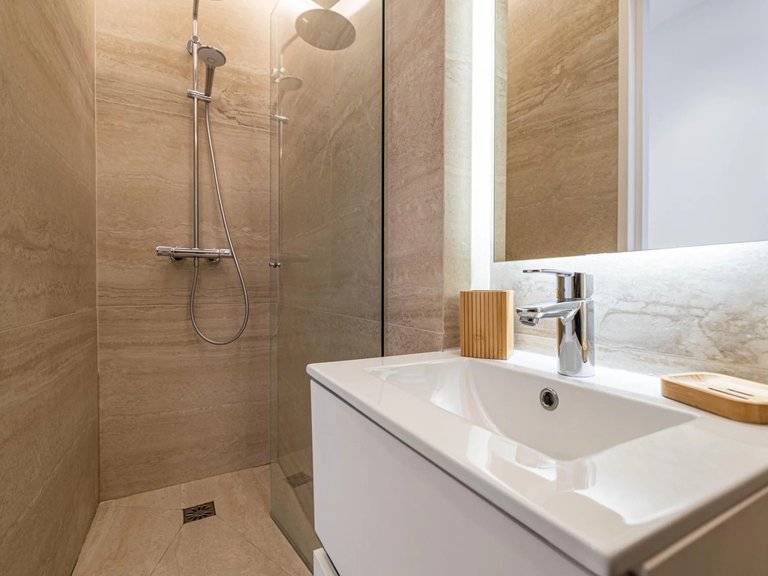 Apartment for Sale in Cannes, Cannes Area 5