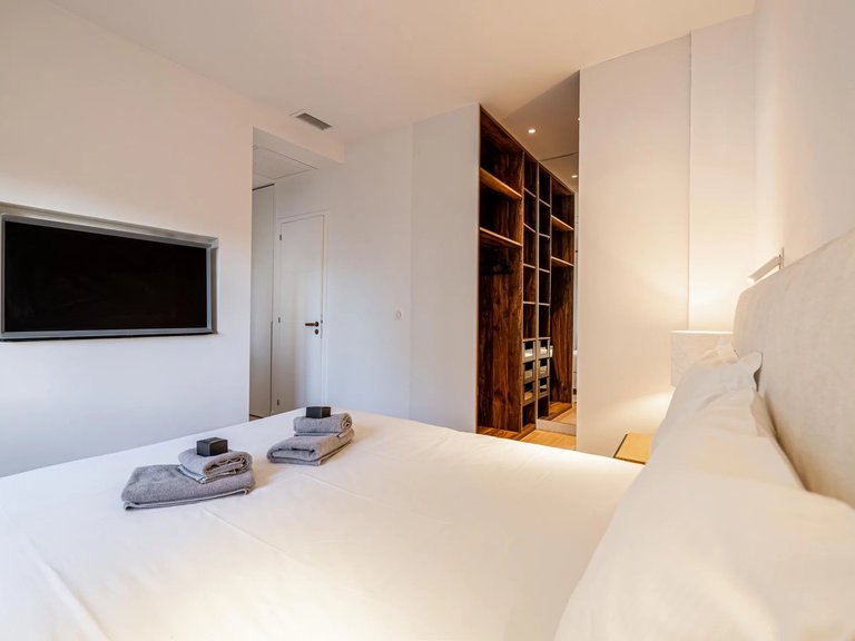 Apartment for Sale in Cannes, Cannes Area 6