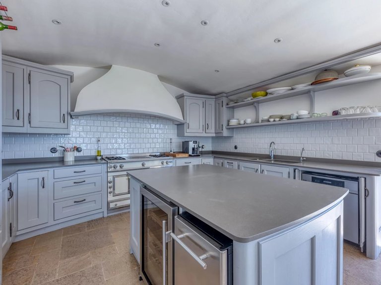 Villa for Sale in St Cezaire Sur Siagne, Mougins, Valbonne, Grasse Area 12