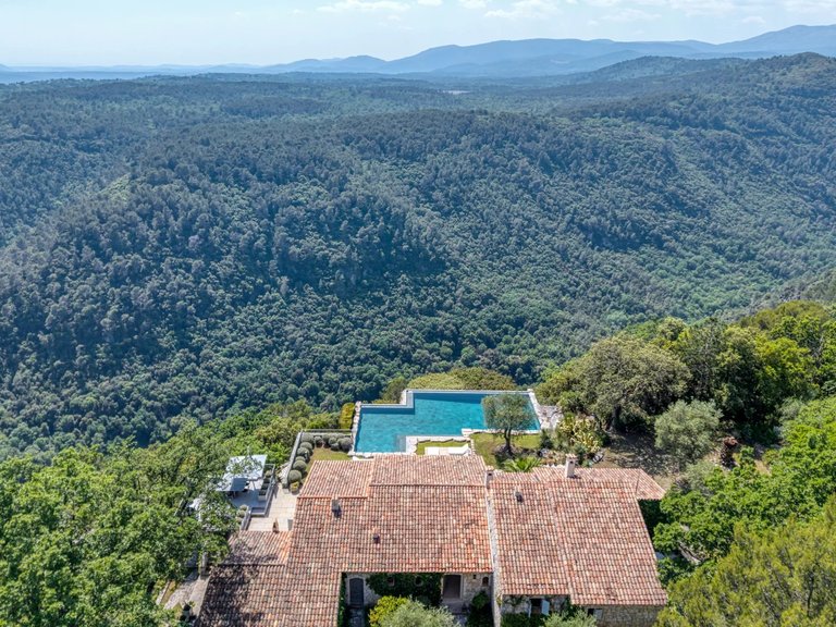 Villa for Sale in St Cezaire Sur Siagne, Mougins, Valbonne, Grasse Area 5