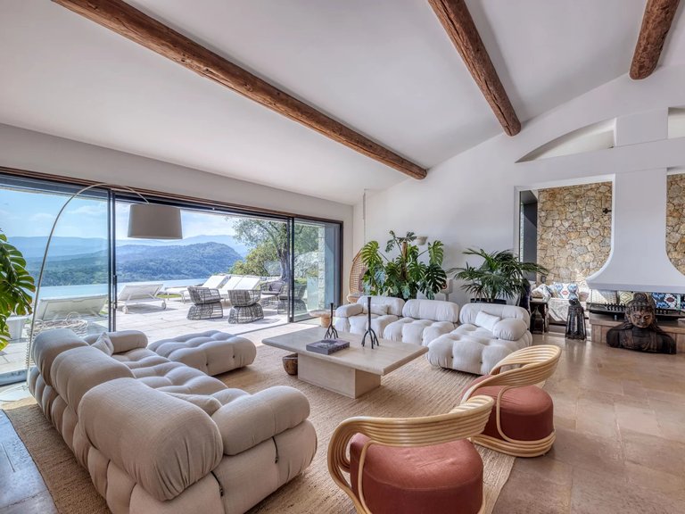 Villa for Sale in St Cezaire Sur Siagne, Mougins, Valbonne, Grasse Area 10