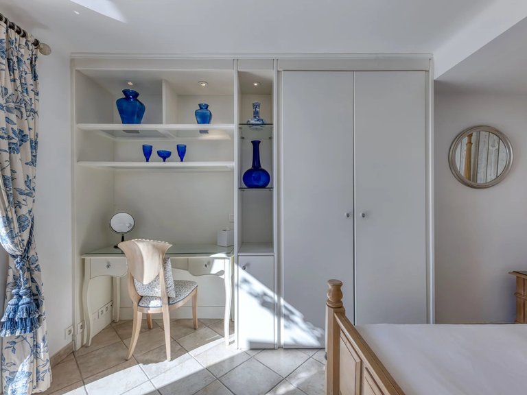 Villa for Sale in Theoule Sur Mer, Cannes Area 17