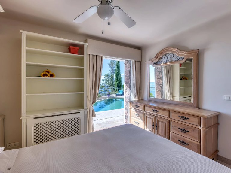 Villa for Sale in Theoule Sur Mer, Cannes Area 19
