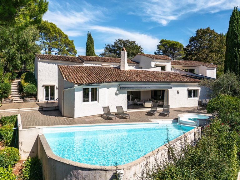 Villa for Sale in Mougins, Mougins, Valbonne, Grasse Area 2