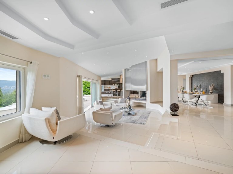 Villa for Sale in Mougins, Mougins, Valbonne, Grasse Area 4