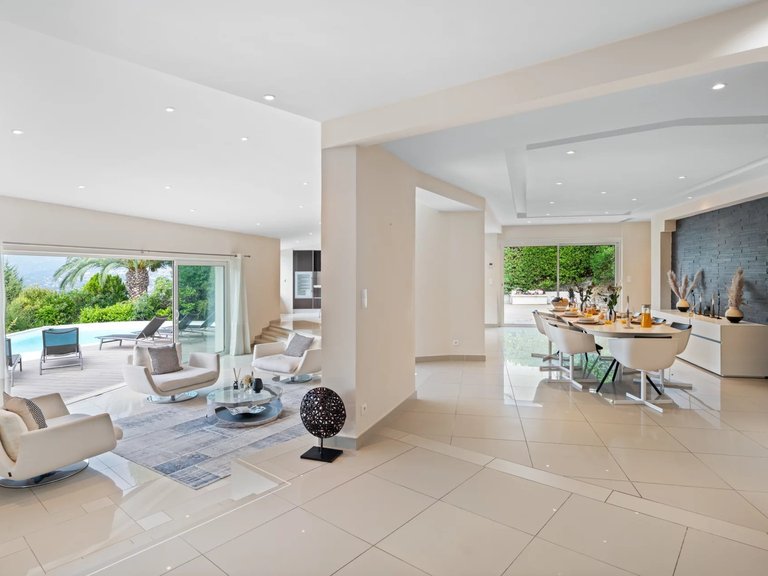 Villa for Sale in Mougins, Mougins, Valbonne, Grasse Area 6