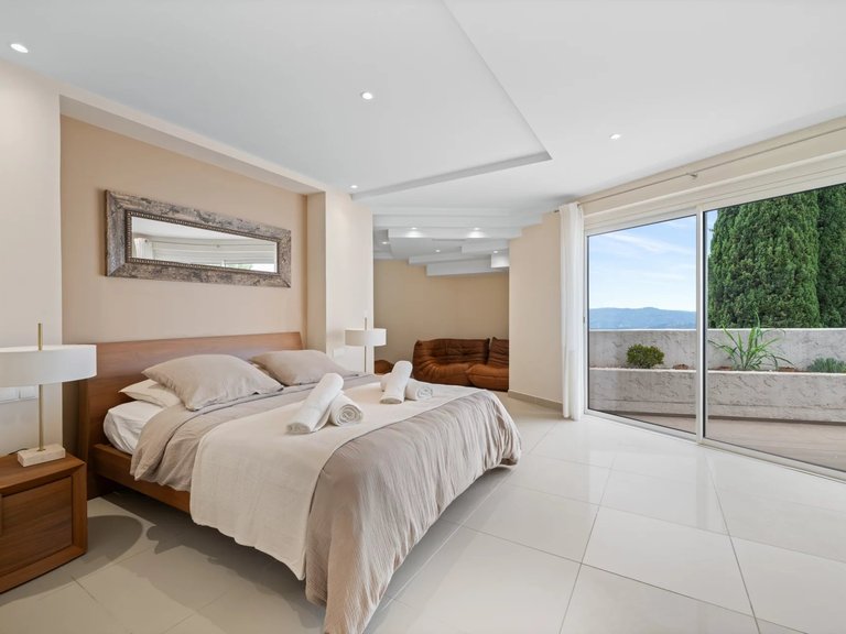 Villa for Sale in Mougins, Mougins, Valbonne, Grasse Area 11