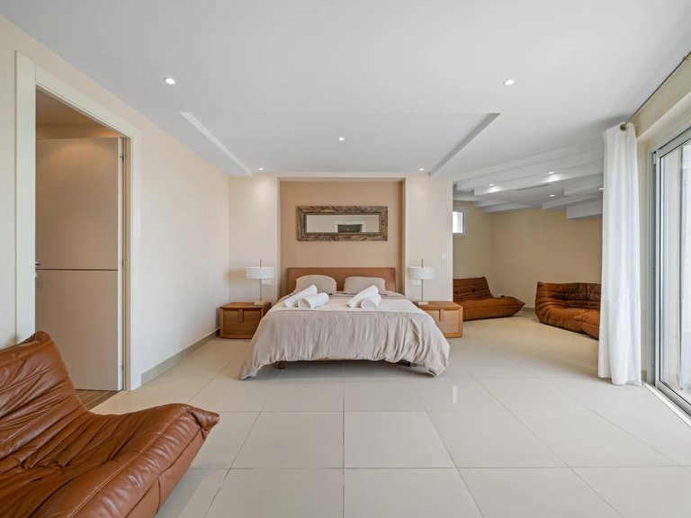 Villa for Sale in Mougins, Mougins, Valbonne, Grasse Area 12