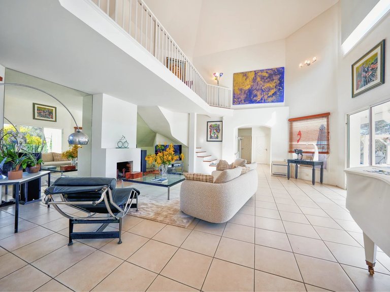 Villa for Sale in Mougins, Mougins, Valbonne, Grasse Area 3