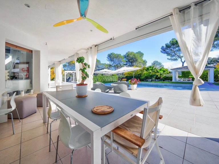 Villa for Sale in Mougins, Mougins, Valbonne, Grasse Area 8