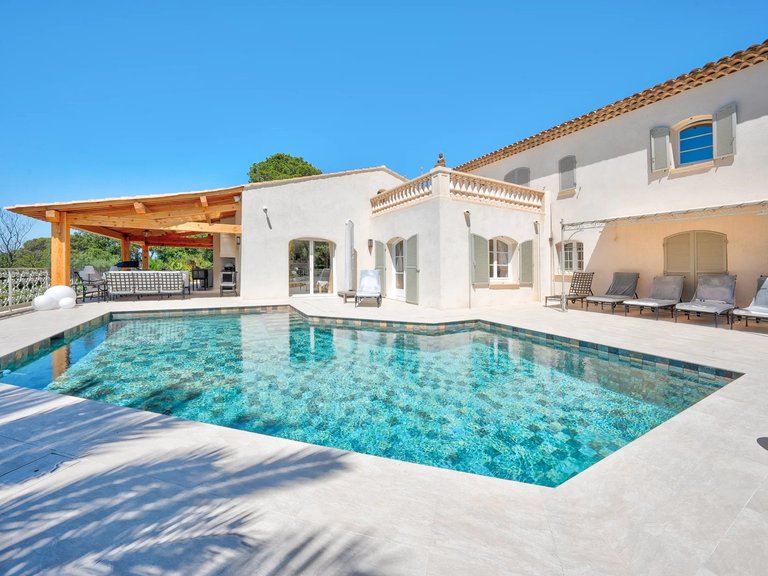 Villa for Sale in Valbonne, Mougins, Valbonne, Grasse Area 3