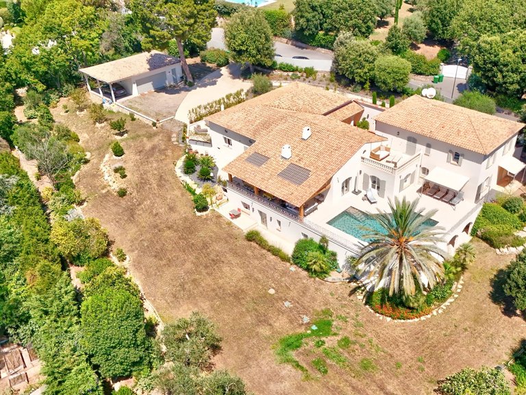 Villa for Sale in Valbonne, Mougins, Valbonne, Grasse Area 17