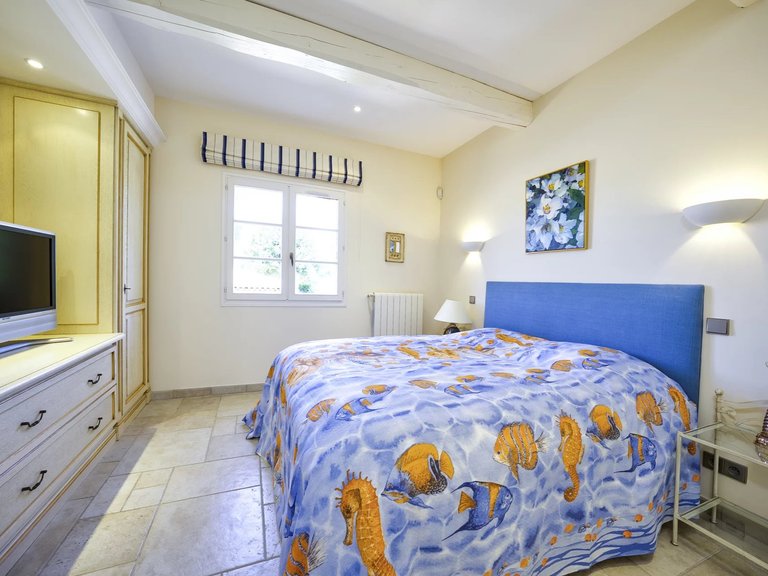 Villa for Sale in Valbonne, Mougins, Valbonne, Grasse Area 19